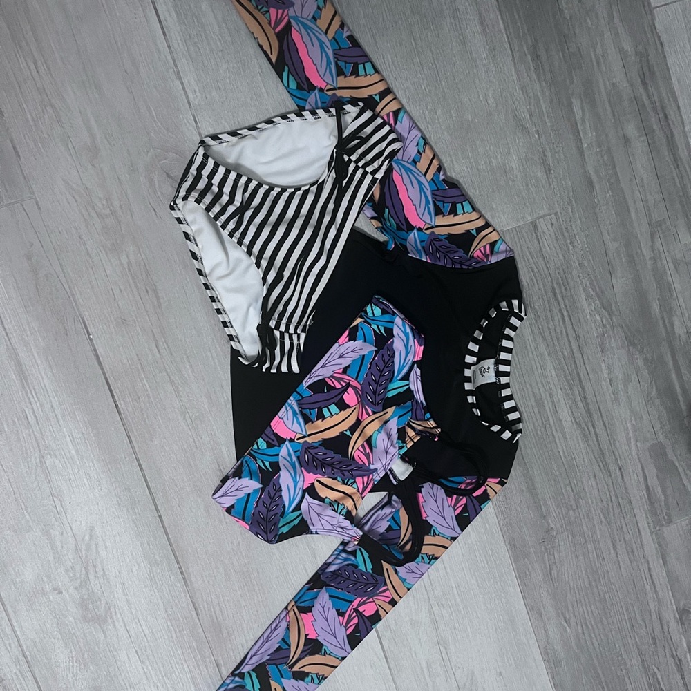 Colorful Feather Print Long Sleeve Top